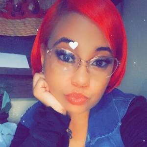 Meet your Posher, Laya